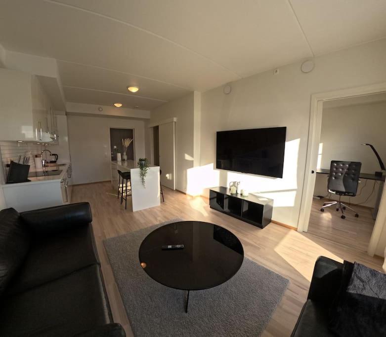 Apartment In Center